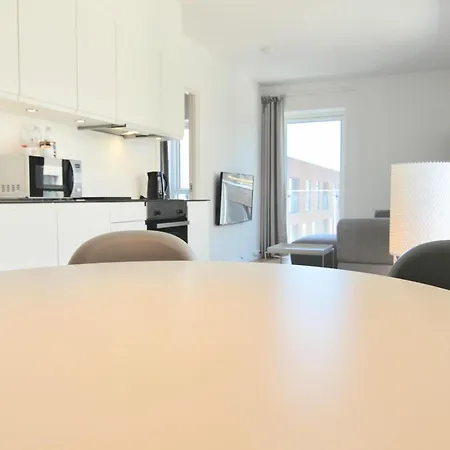 Lovely 1-br W A Balcony In Orestaden - 143 Appartement *